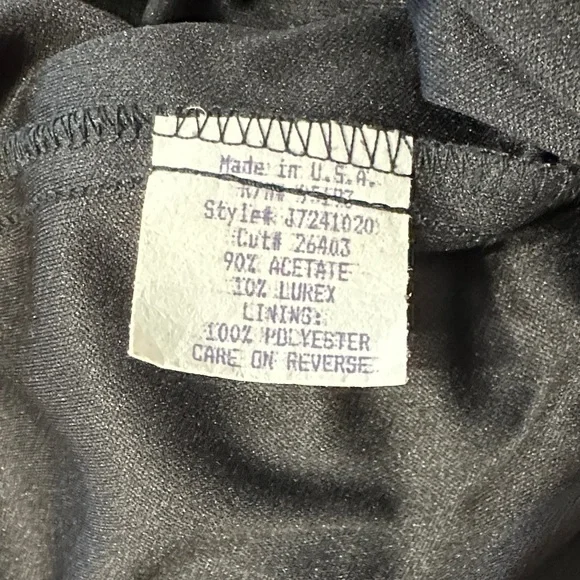 Hourglass Shimmering Black Dress - Picture 9 of 10